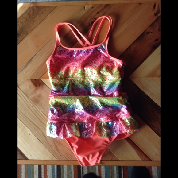 Girls Swimsuit One Piece - Picture 5 of 6